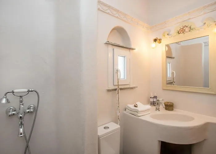 Ormos Seaside G With Private Pool بيت للعطل Tínos