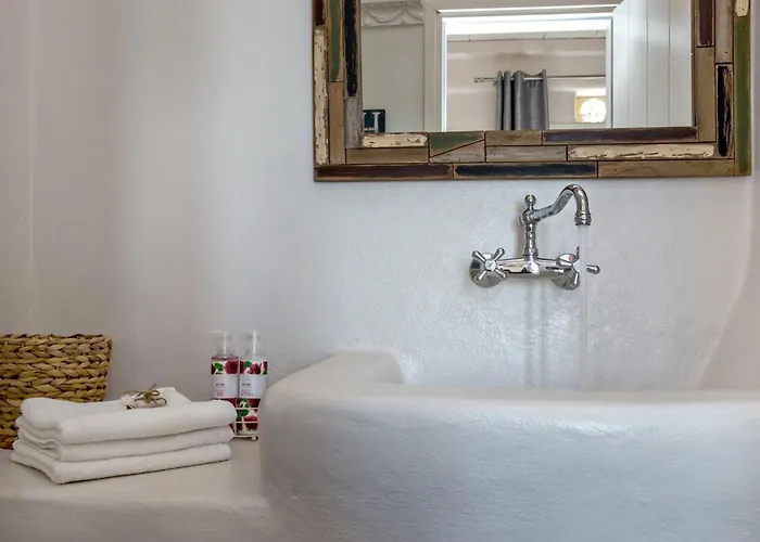 Ormos Seaside G With Private Pool بيت للعطل Tínos